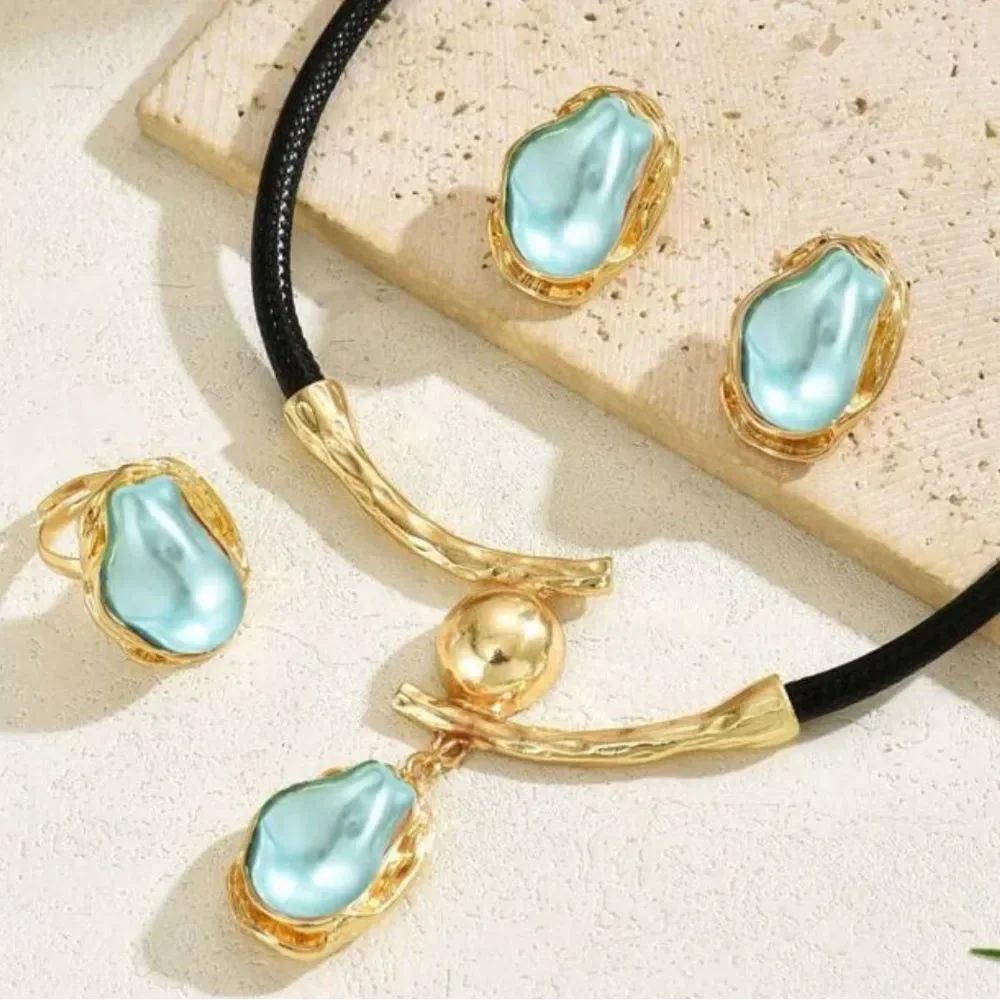 Elegant Gold and Blue Jewelry earrings R197